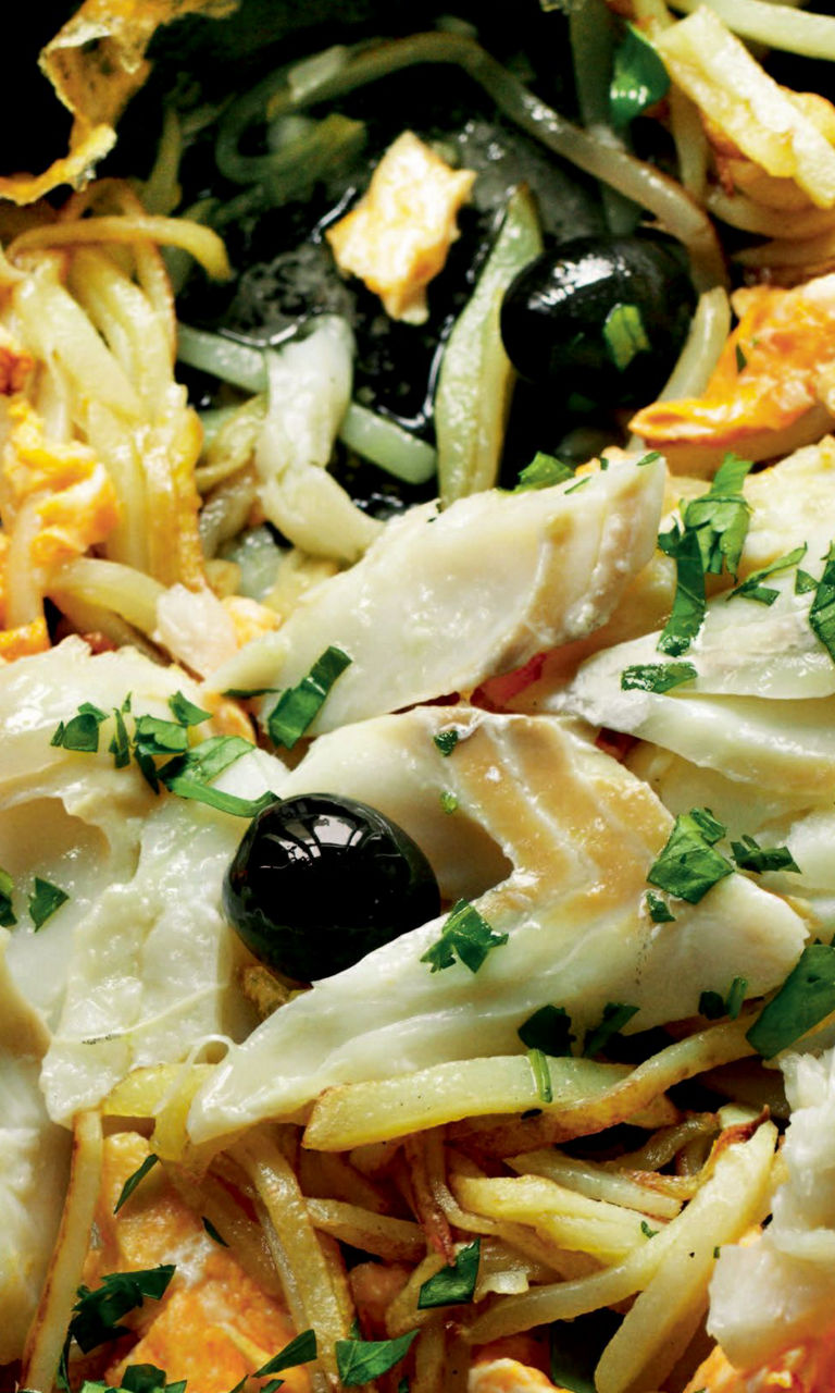 Mediterranean skillet with fish and olives
