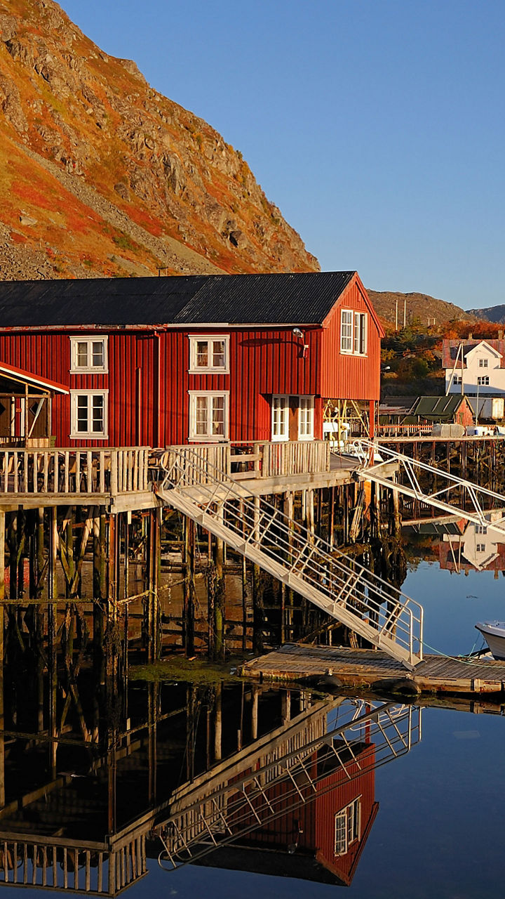 Scenic Lofoten & Seafood Visitor Center