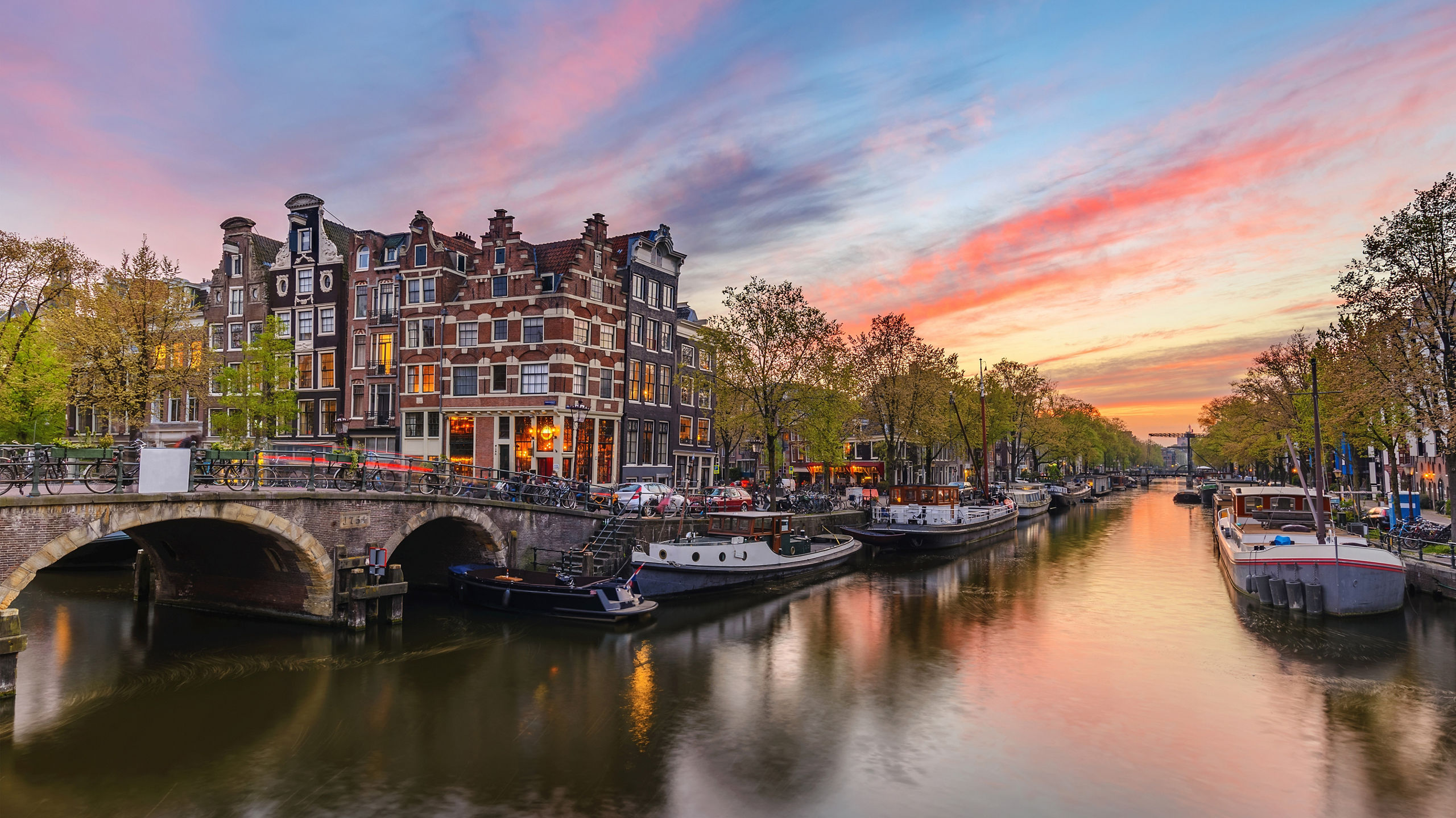 Rhine Getaway - 2026 Itinerary - Amsterdam to Basel | Viking®