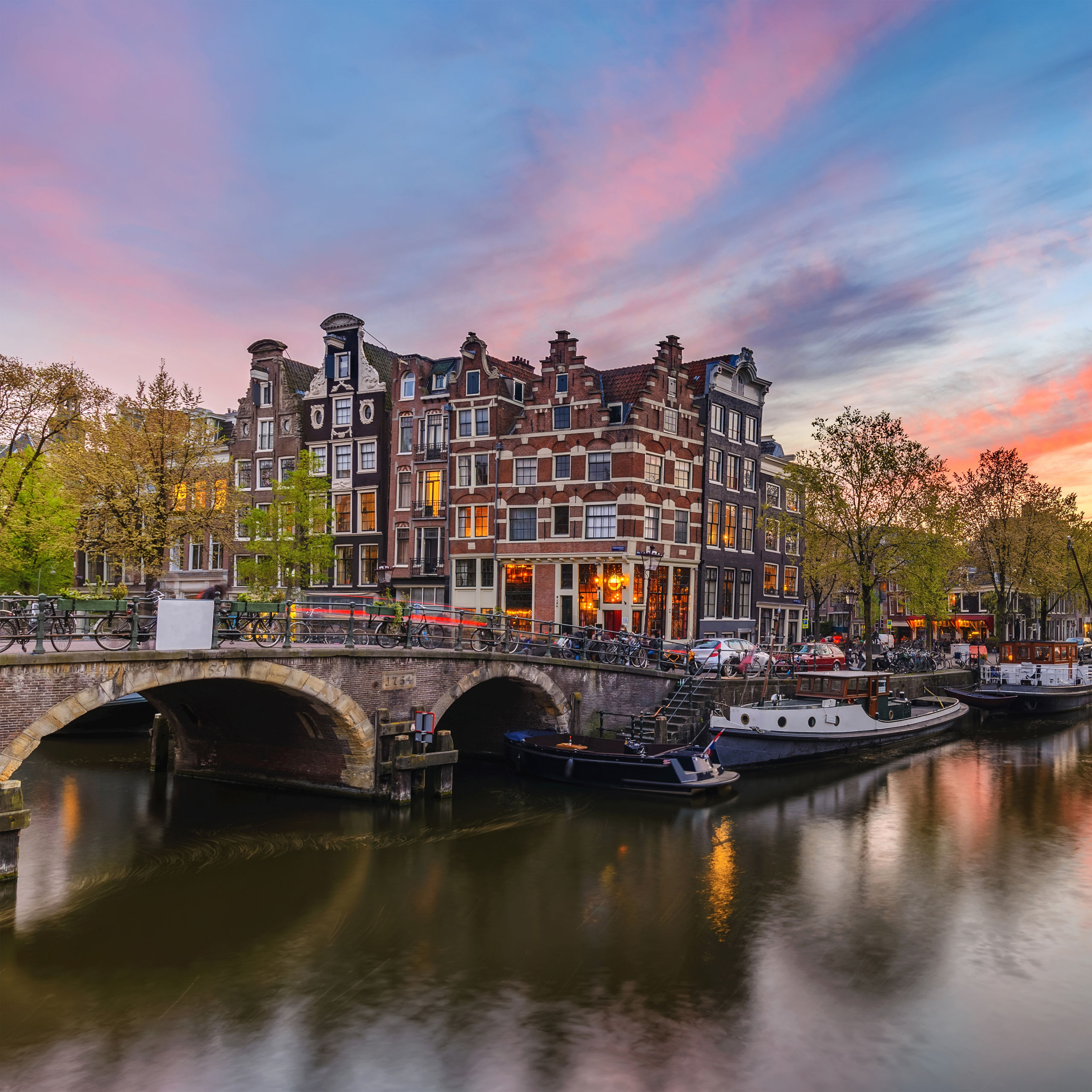 TEE Rheingold号 大型サボ Amsterdam - Basel Rhine Getaway - 2026 Itinerary - Amsterdam to Basel | Viking®