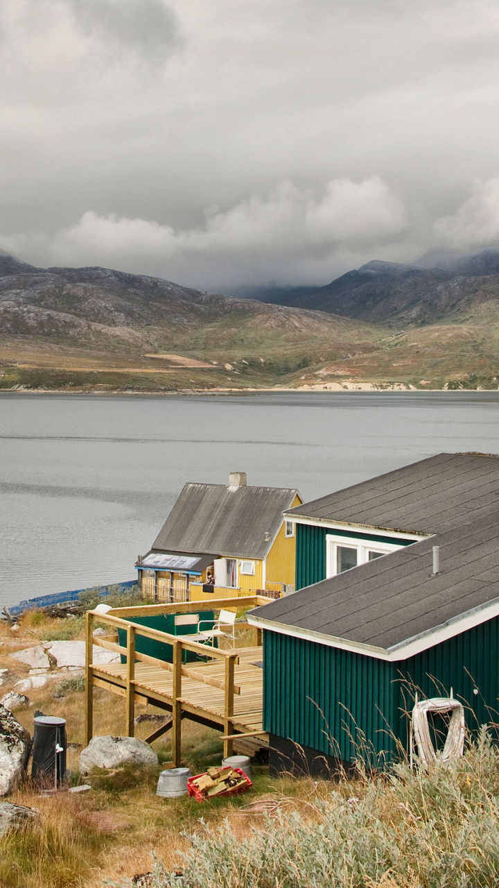 Scenic lakeside village with colorful houses
