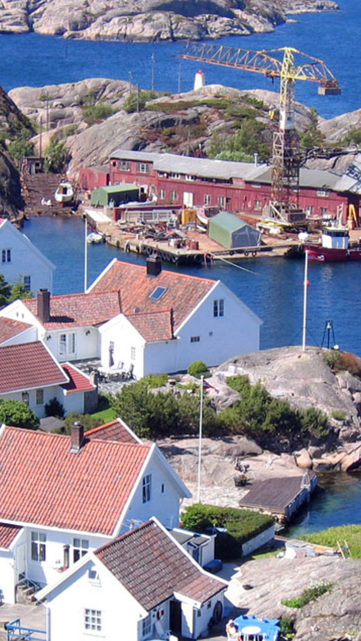 Ny-Hellesund Coastal Fort by RIB