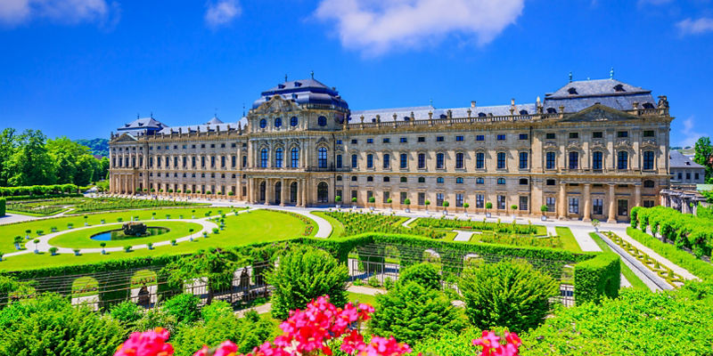 Baroque Palace with Lush Gardens
