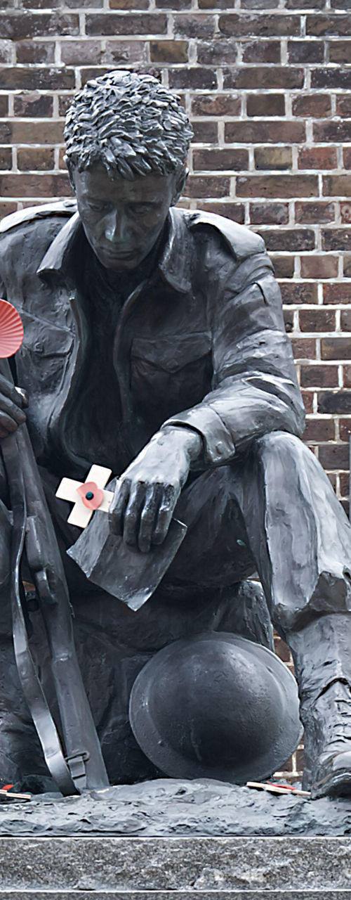 World War II soldier memorial statue