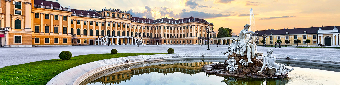 Schönbrunn Palace with fountain at sunset