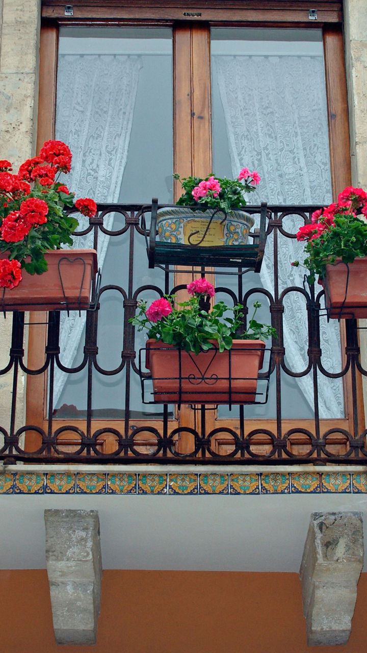 Taormina On Your Own