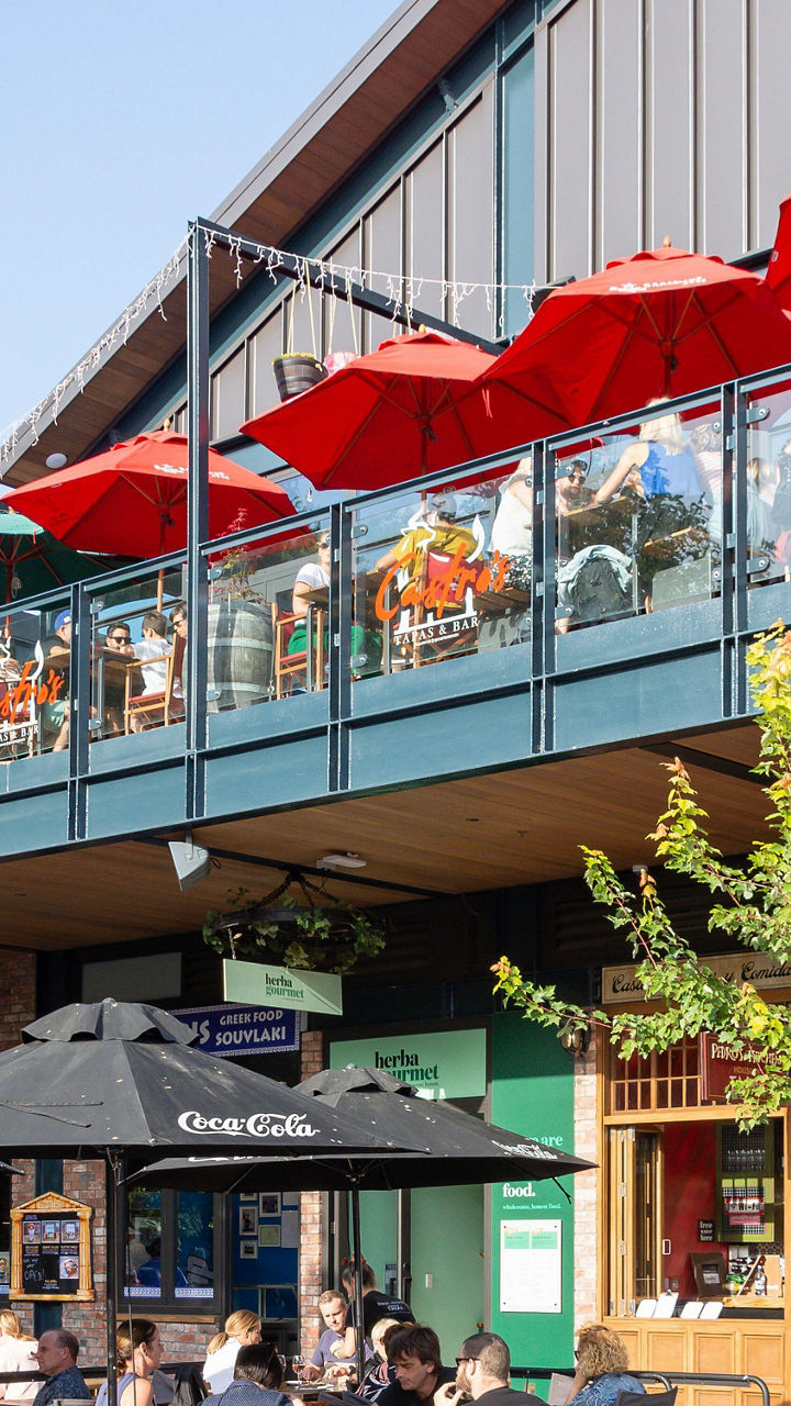 Riverside Market & Kitchen