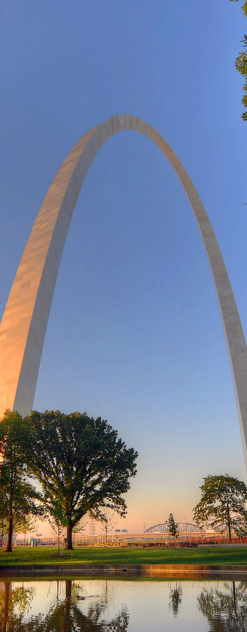 St. Louis Gateway Arch at sunrise