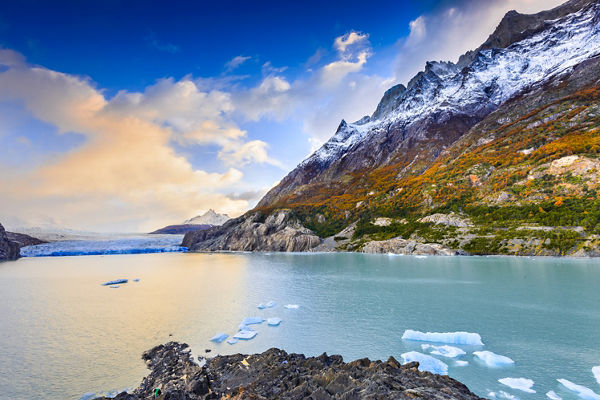 Scenic glacier lake with mountain backdrop