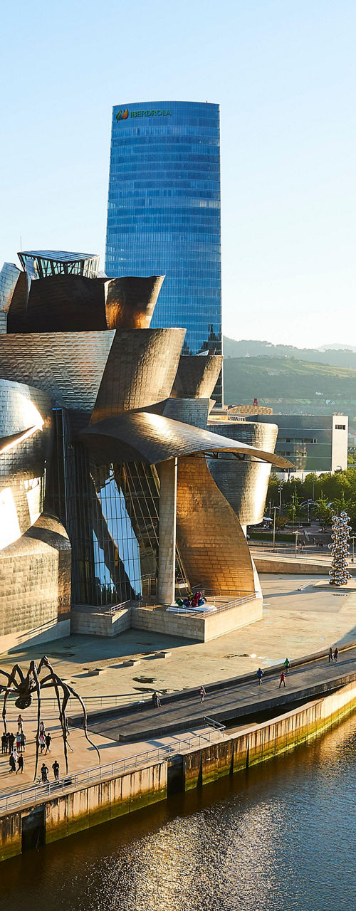 Guggenheim Museum Bilbao at sunrise