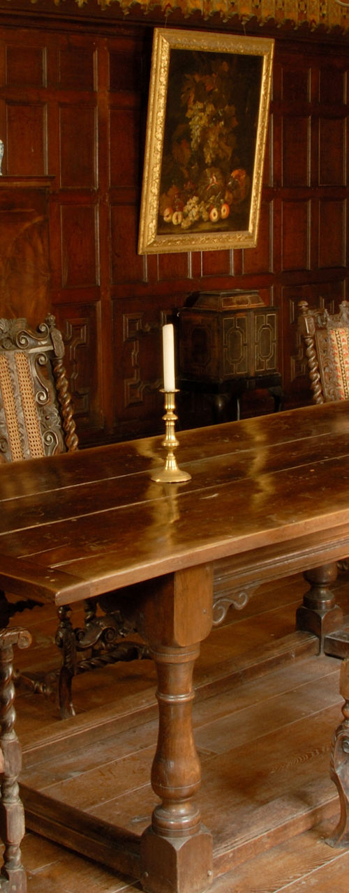 Elegant vintage dining room with wooden decor