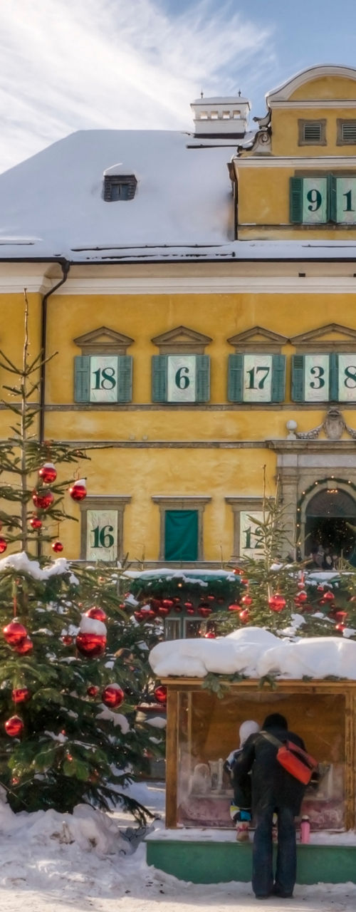 Festive Christmas Market at Yellow Mansion