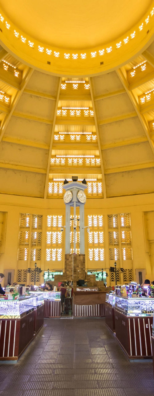 Central market interior with jewelry stalls