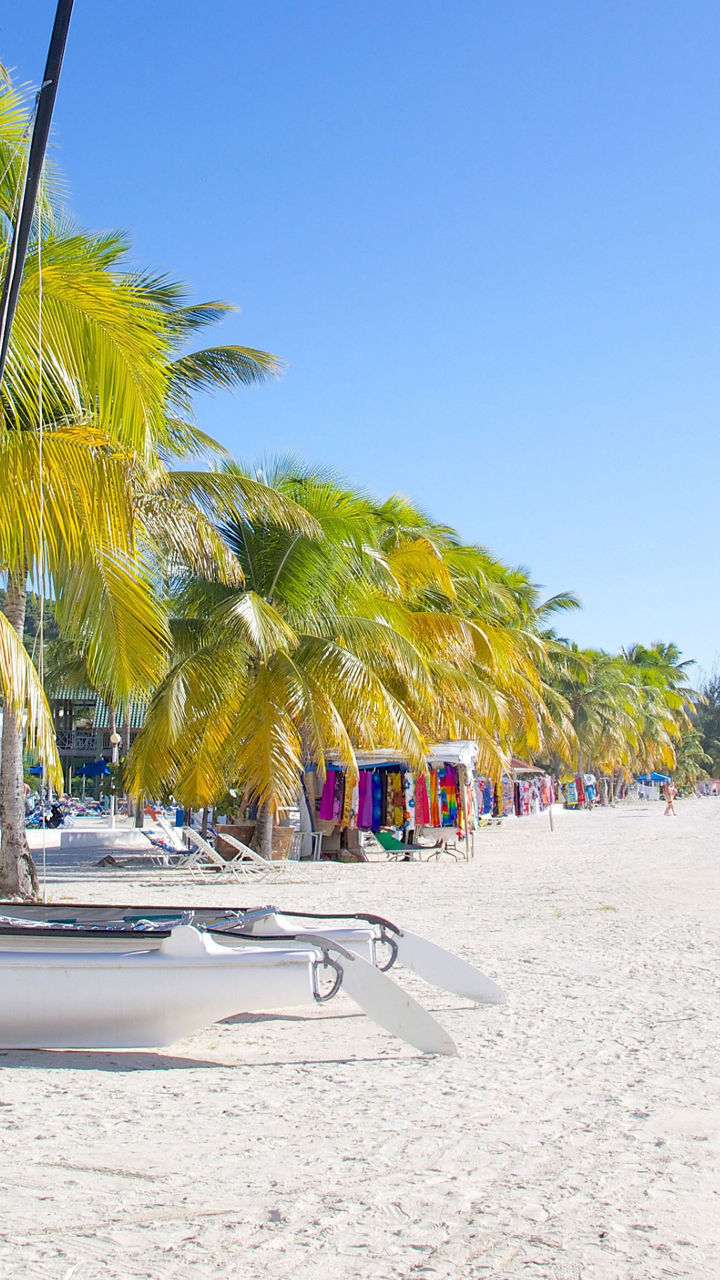 Picturesque Beach Getaway