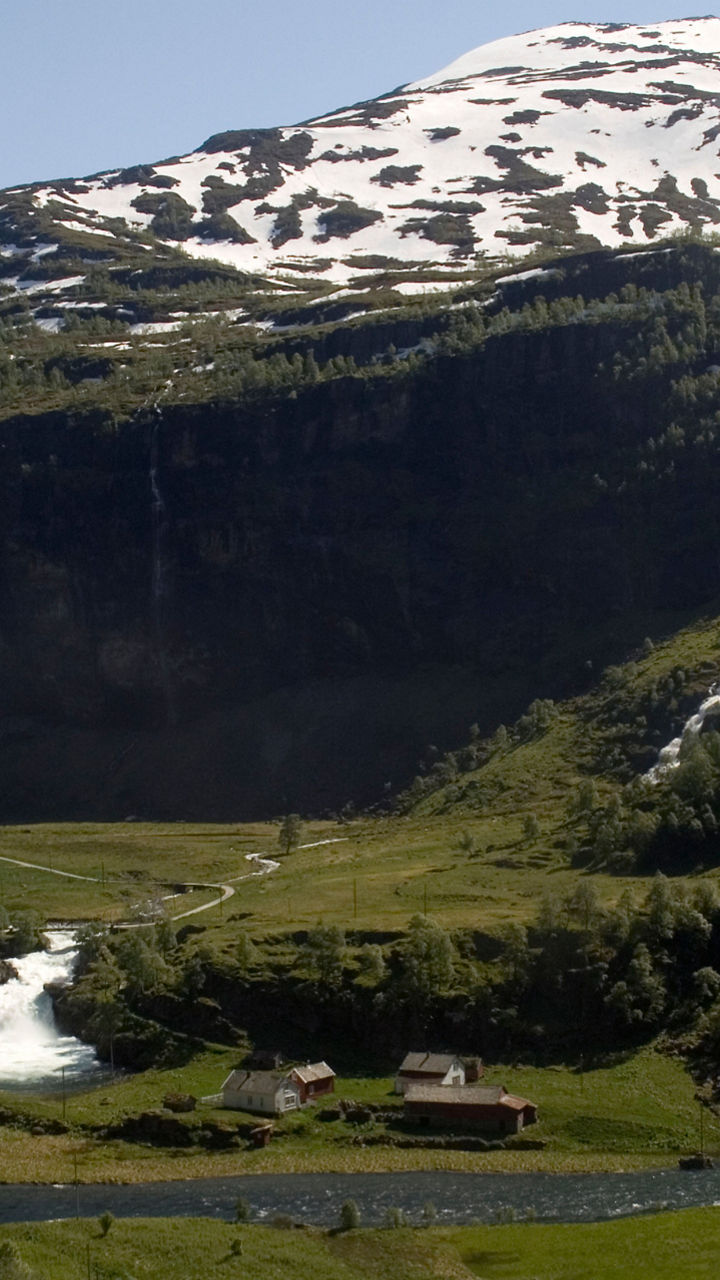 A Panoramic Half-Day Railway Journey