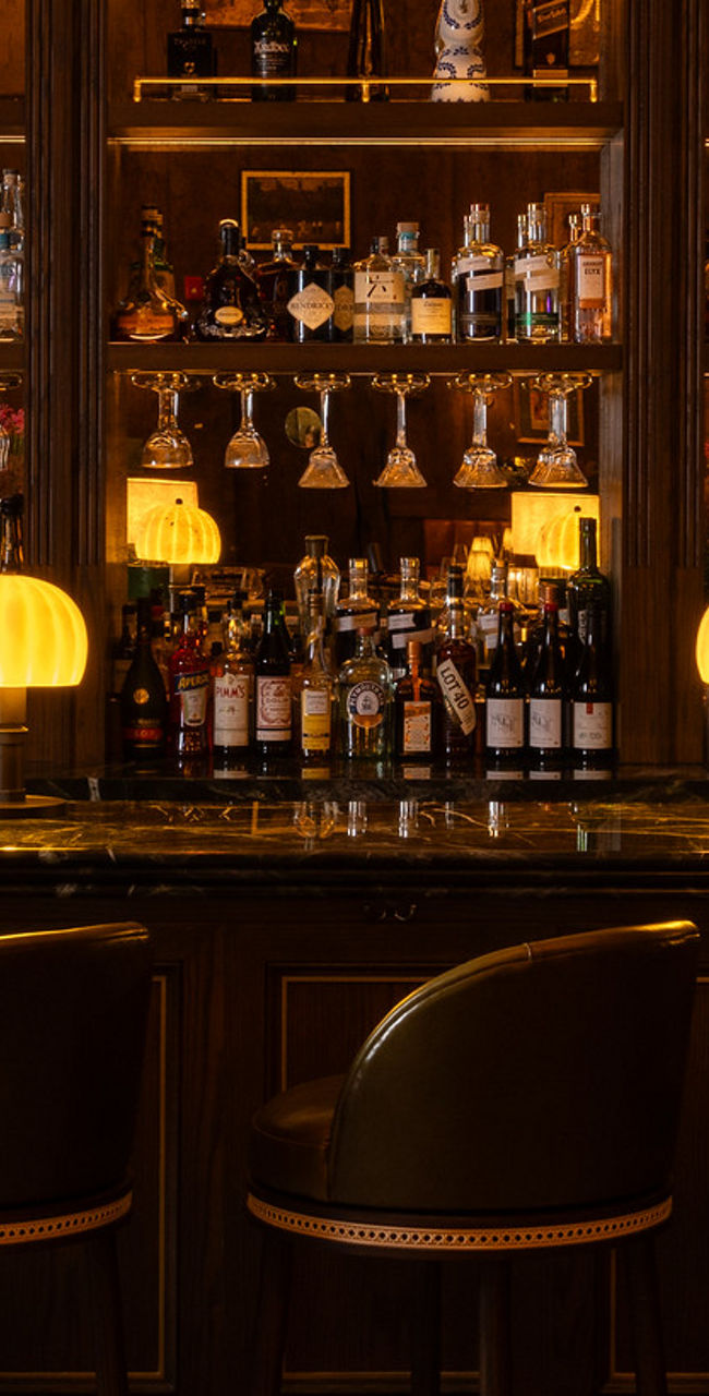 Elegant Bar Interior with Warm Lighting