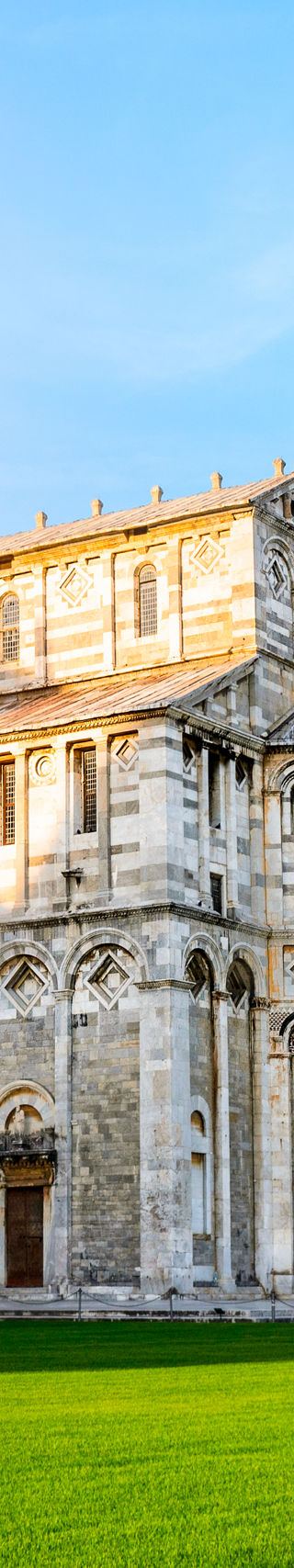 Leaning Tower of Pisa in sunlight
