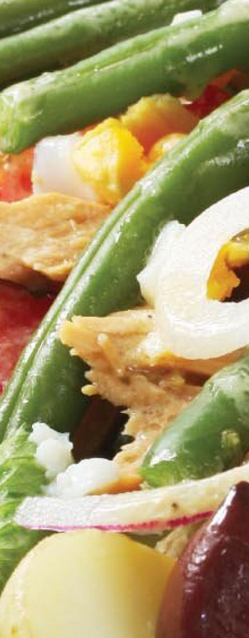 Fresh salad with eggs and vegetables