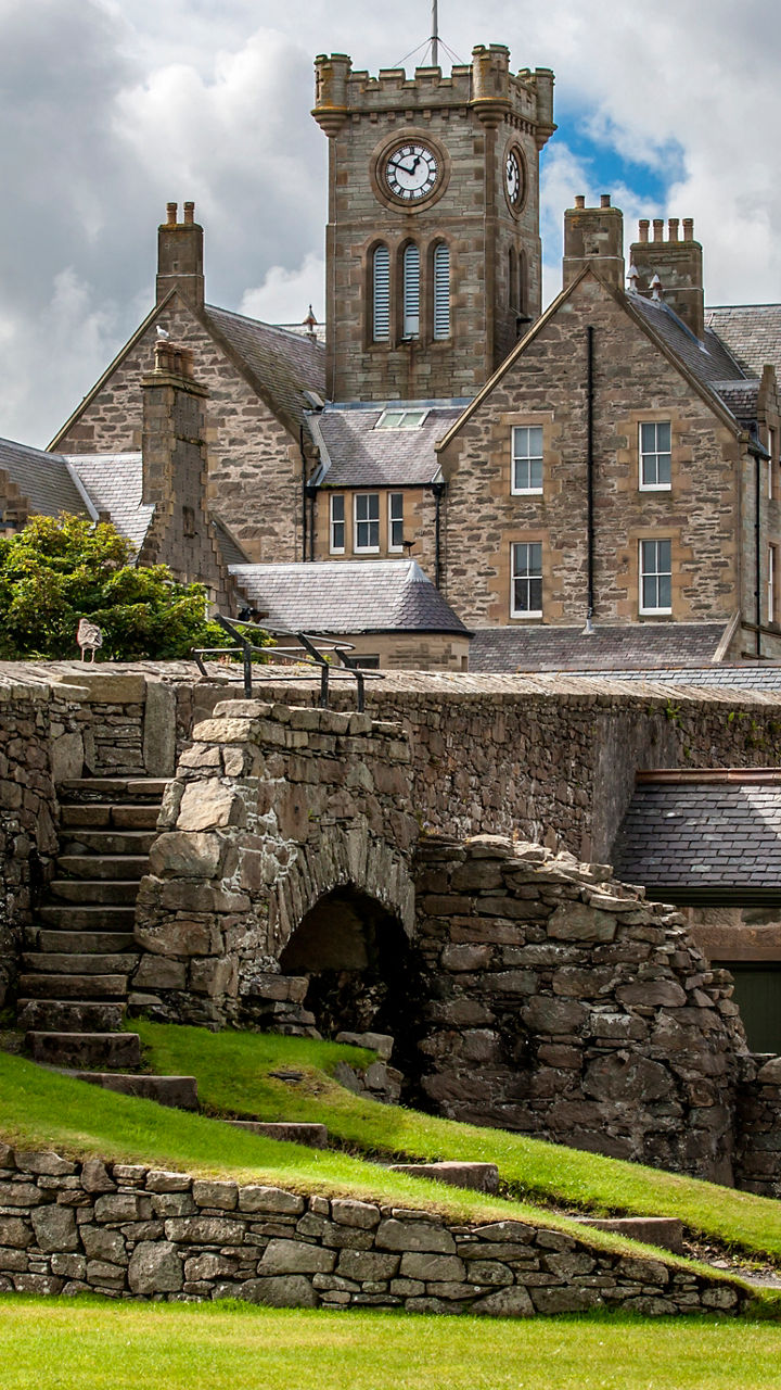 Highlights of Lerwick & Distillery Visit