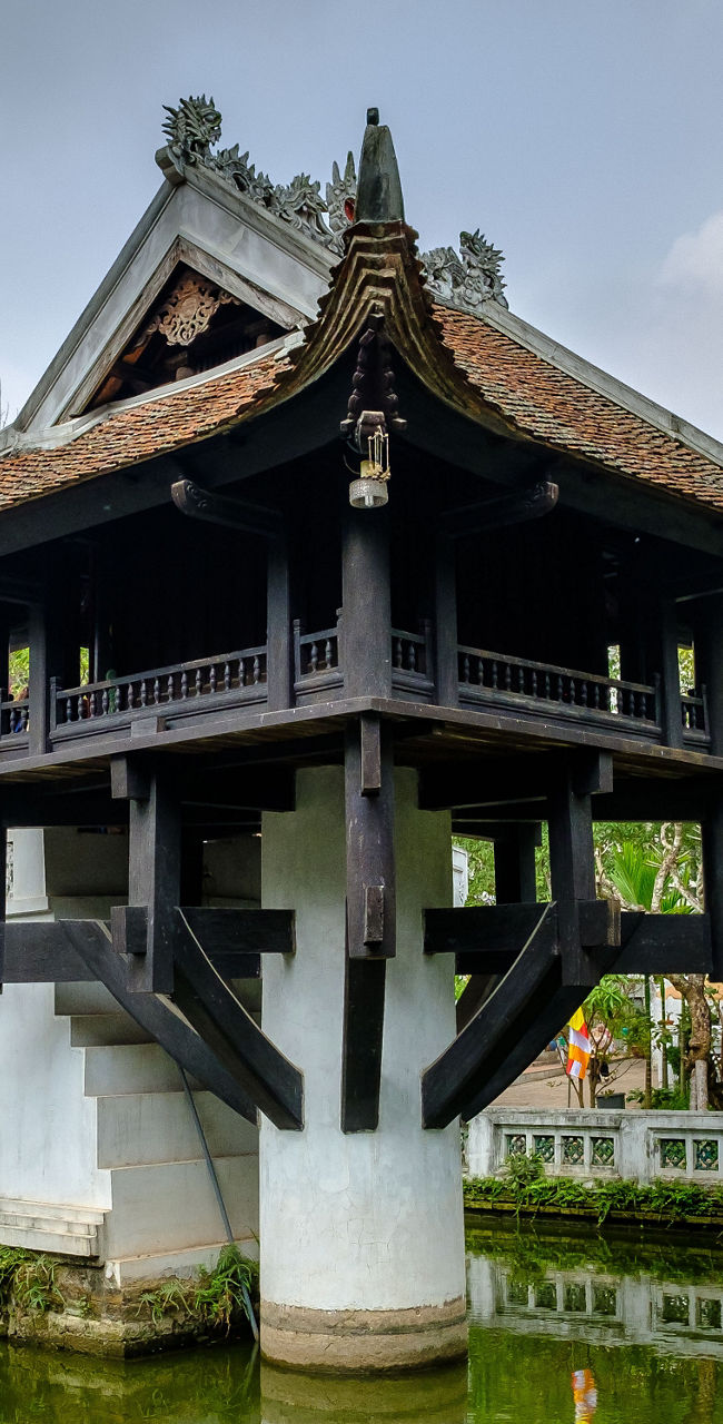 One Pillar Pagoda in serene garden setting