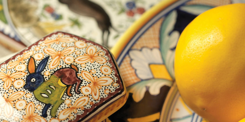 Decorative ceramic plates with lemons