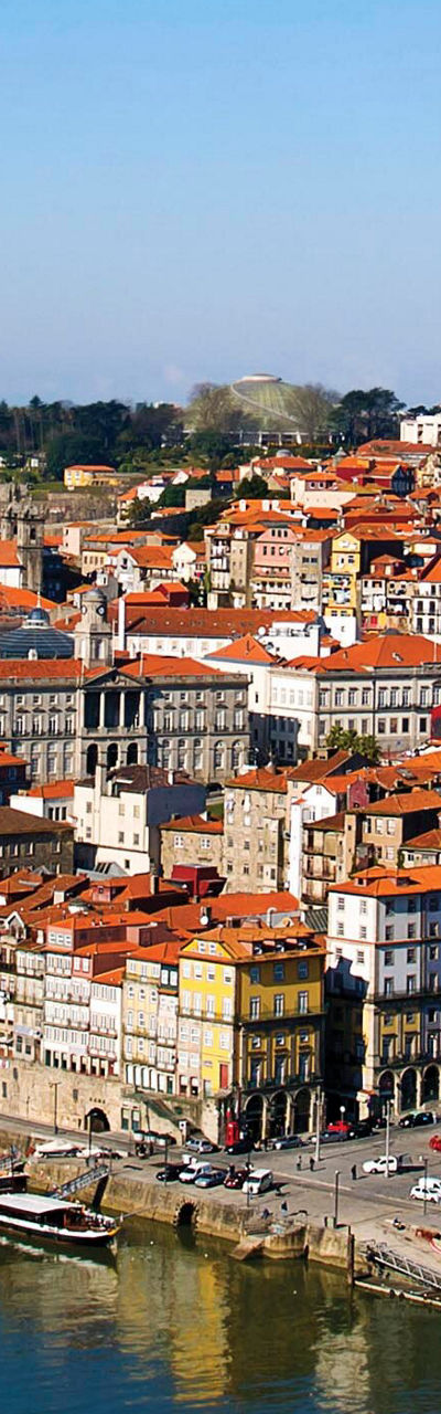 Scenic view of Porto riverside architecture