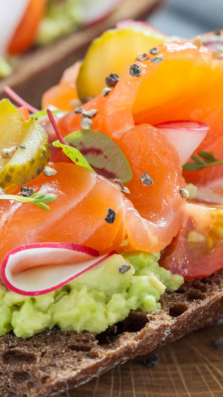 Salmon and Avocado Toast with Fresh Vegetables
