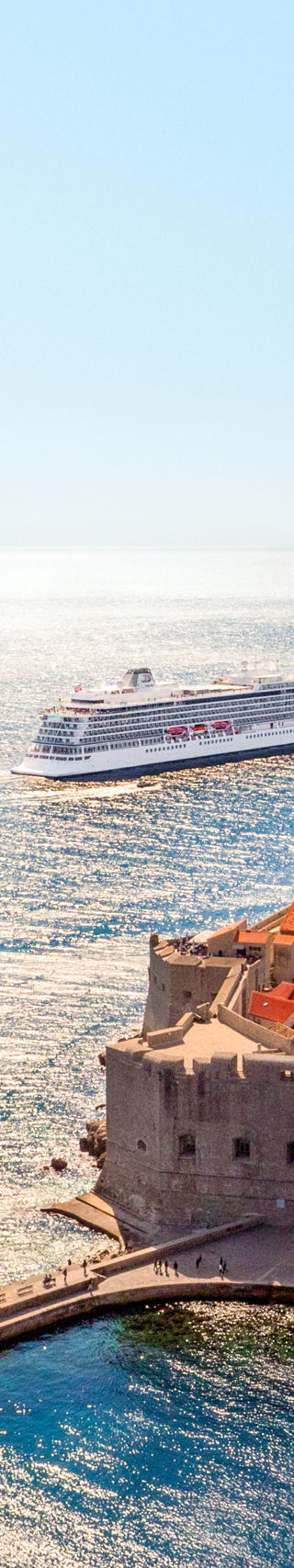 Scenic Dubrovnik coastline with cruise ship