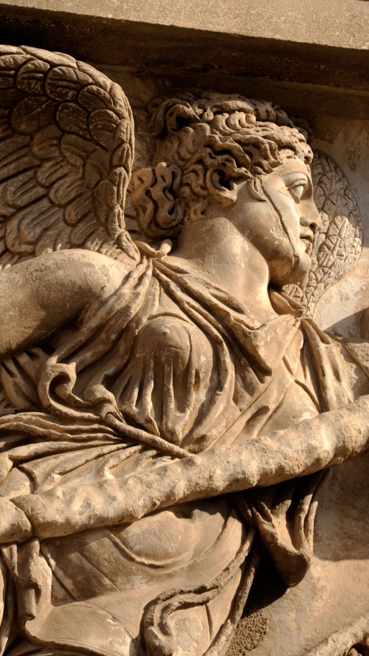Snapshots of Rome