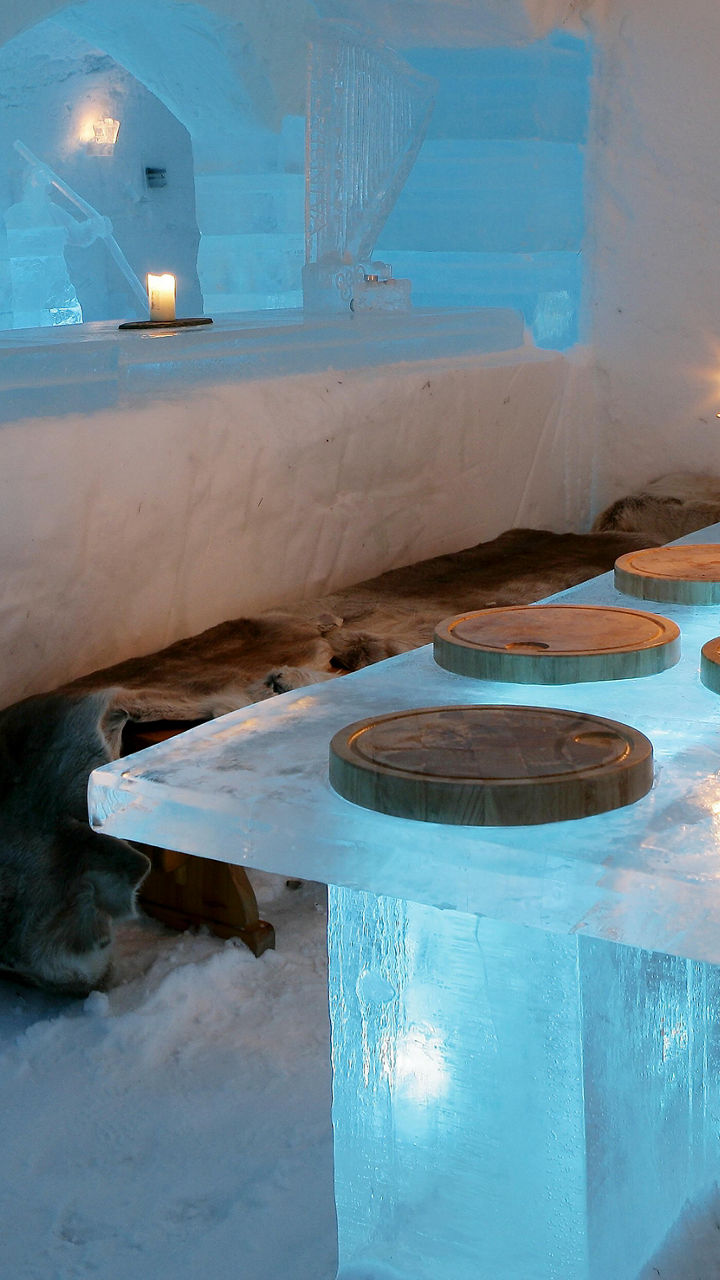 Igloo Hotel Overnight