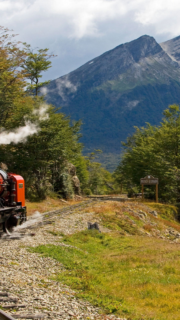 Scenic train ride through lush valley