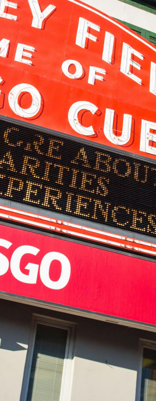 Wrigley Field Chicago Cubs statue and signage