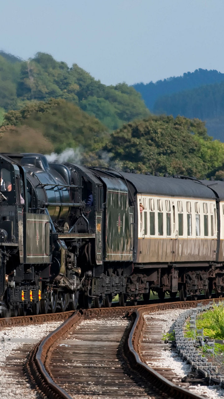 Erddig Estate & Llangollen Heritage Railway