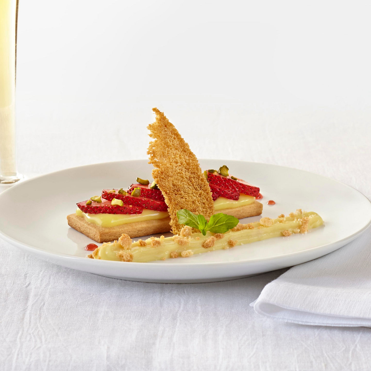 Elegant dessert with champagne glasses