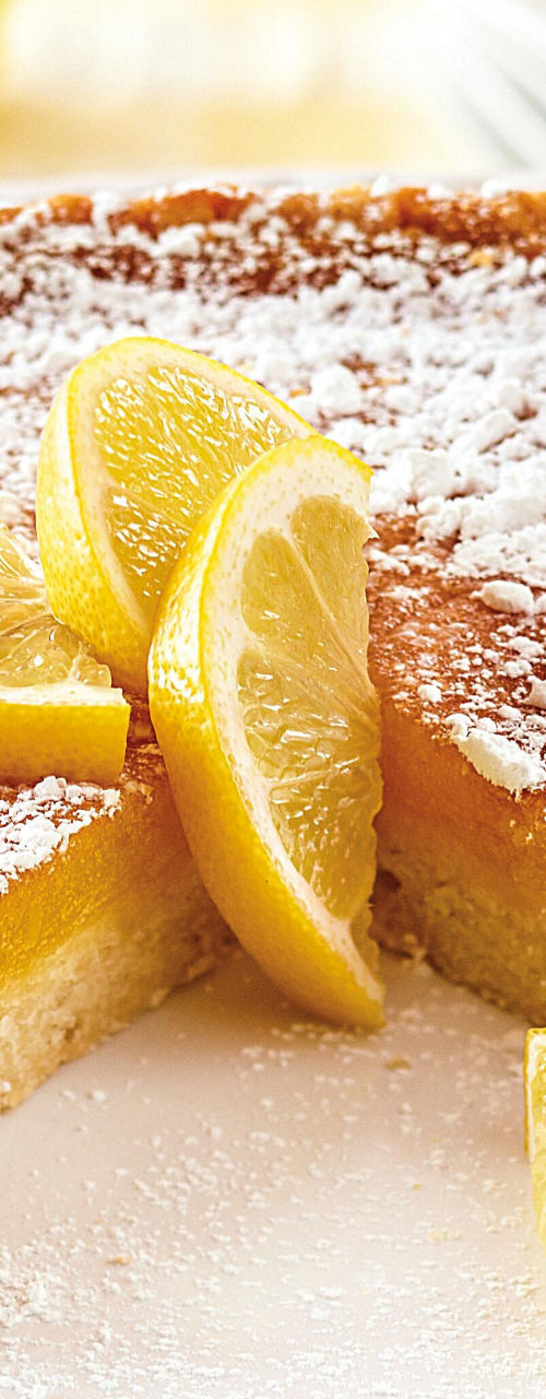 Lemon tart with powdered sugar topping