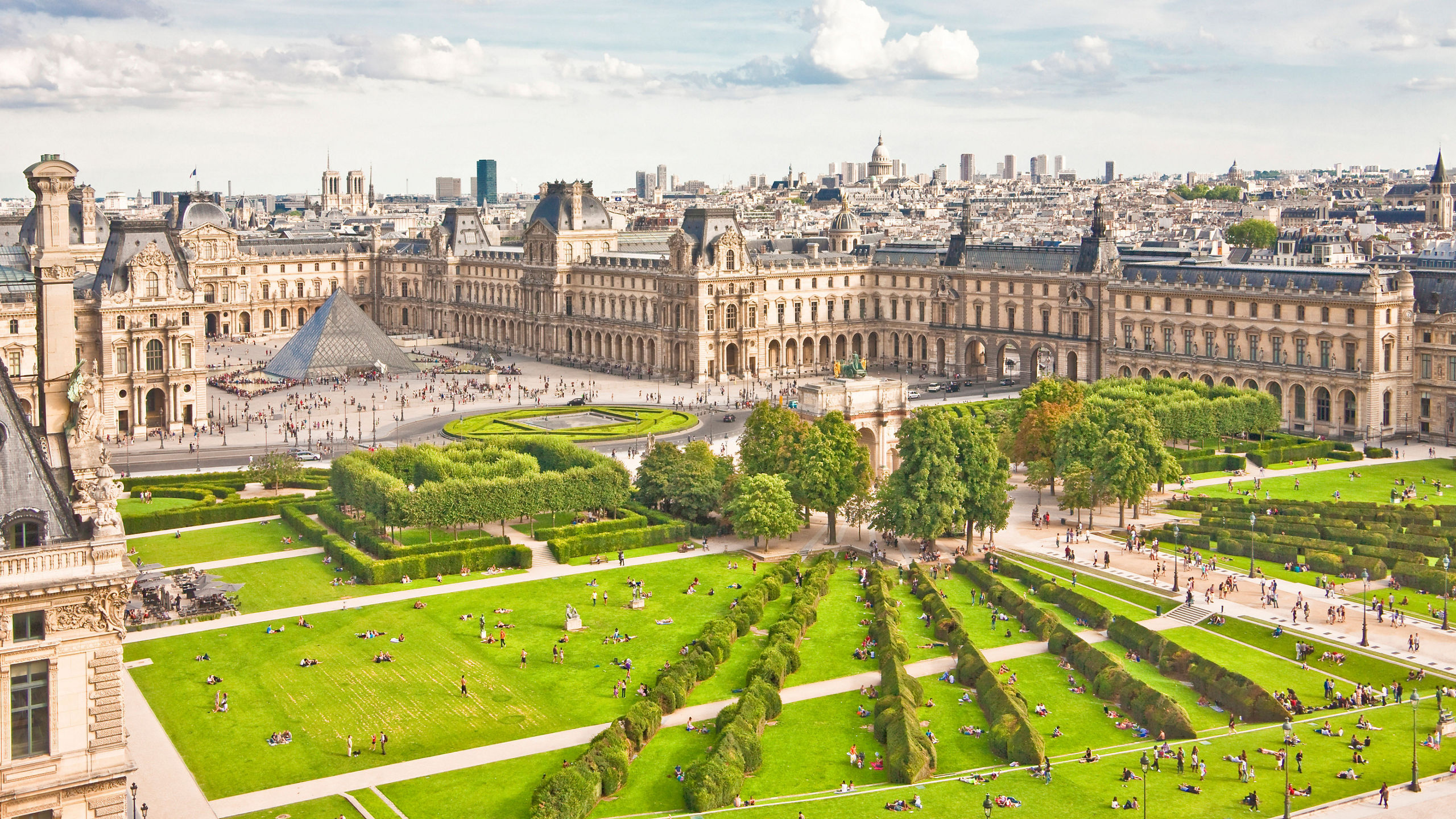 Christmastime in Paris & Normandy