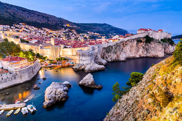 Scenic view of Dubrovnik Old Town walls