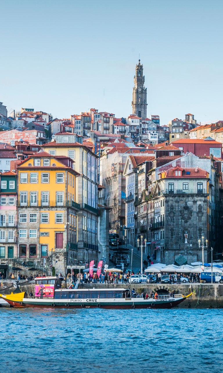 Scenic view of Porto riverside architecture