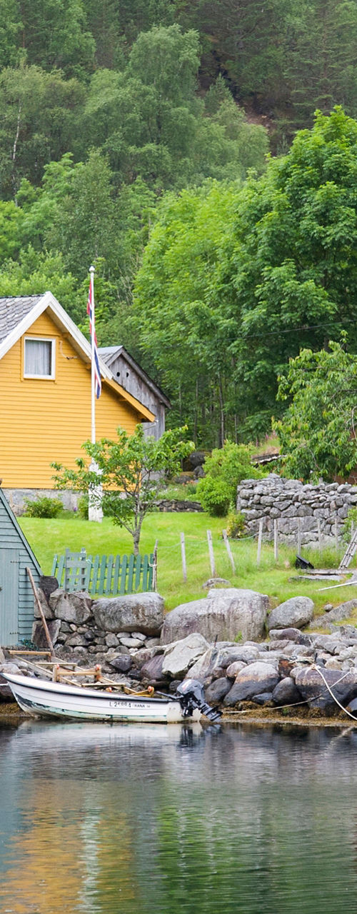 Scenic lakeside village with colorful houses