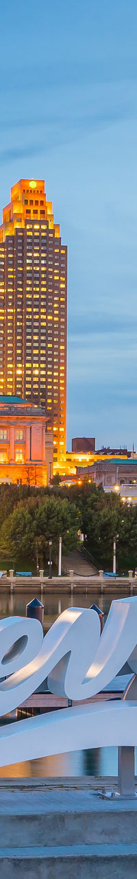 Cleveland cityscape with iconic skyline view